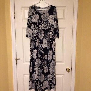 Black Beige Flowered 3/4 Sleeves Maxi Dress with Pockets